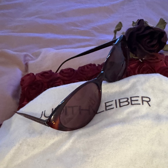 Judith Leiber cat-eye sunglasses